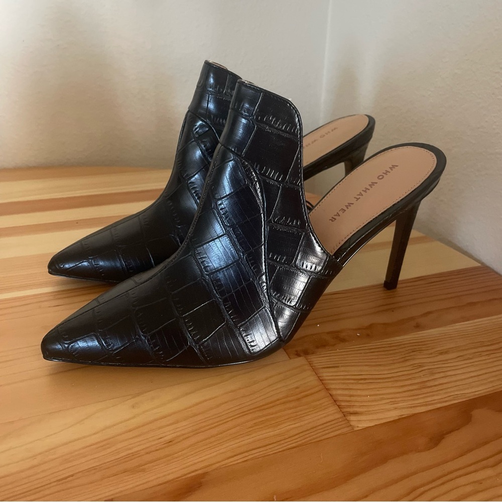 Who What Wear Black Croc-Embossed Leather Pointes Toe Slip on Heels